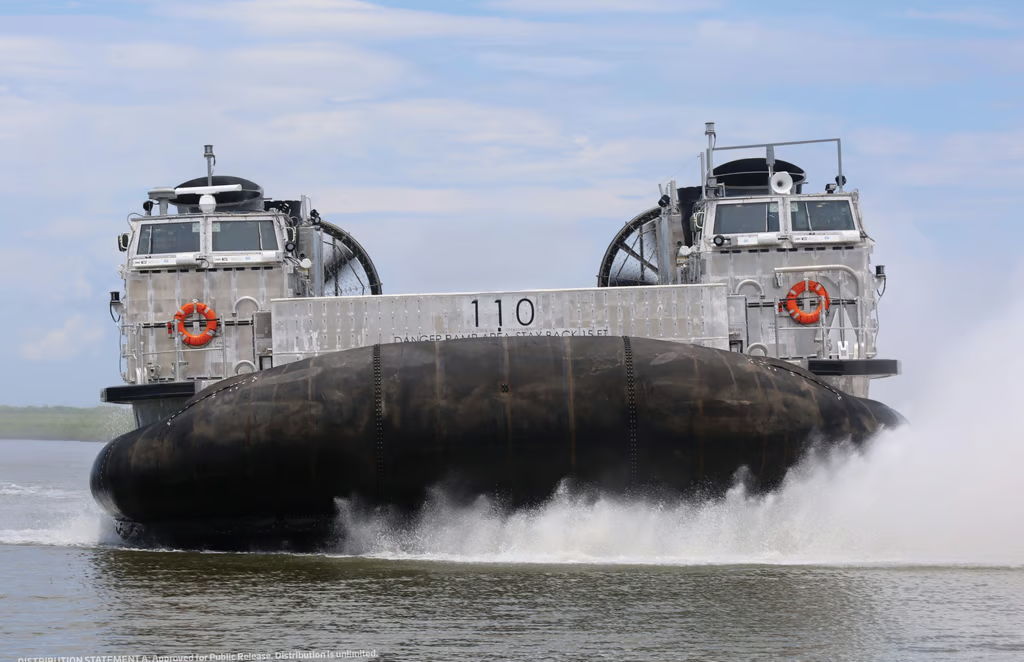 미 해군, 11번째 SSC, LCAC 110 인도받아
