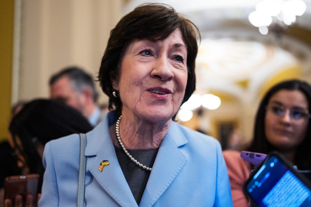 지속 결의안(CR), 요청되지 않은 추가 군함 건조에 15억 달러&nbsp;지원